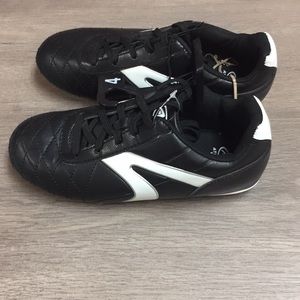 NEW Athletic Works Youth Sidewinder Cleats